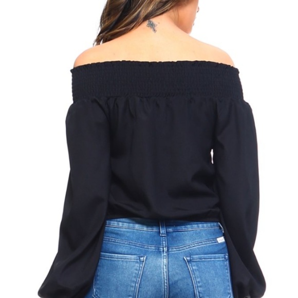 Lace-Up Off Shoulder Blouse - Picture 4 of 5